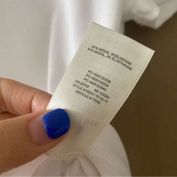 Aritzia Wilfred Free Go-to T-shirt white - Picture 5 of 7